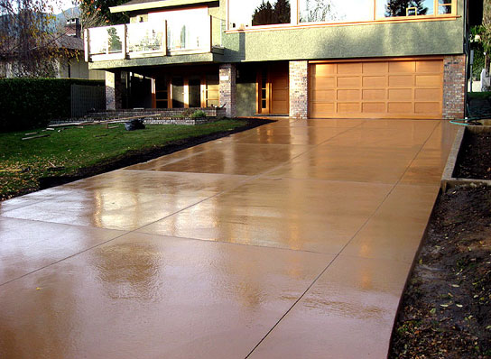 Diamond Cut Smooth Finish Colored Concrete